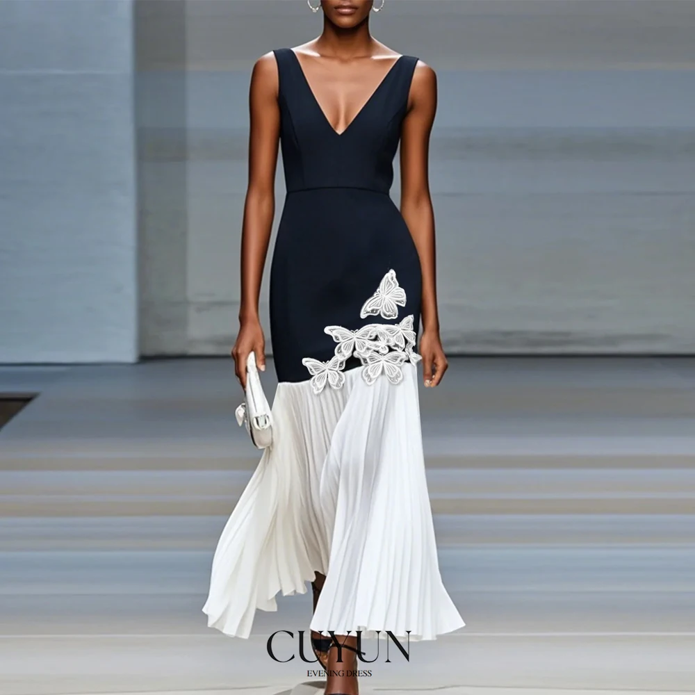 Cuyun 2025 V-Neck M… - image