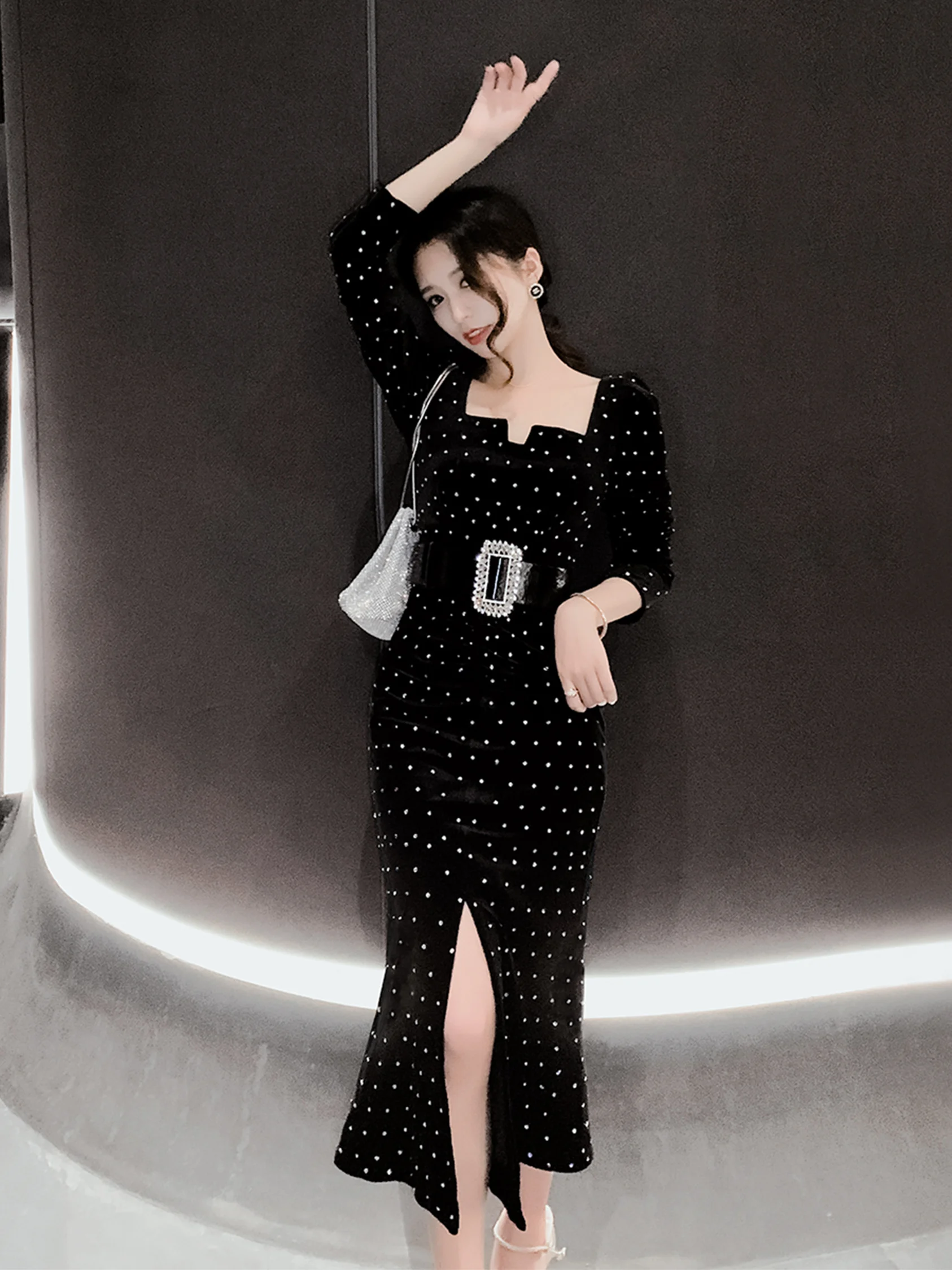 

Вечернее платье Ele от Yang Chaosen для новогодних и праздничных мероприятий, с завышенной талией, в корейском стиле, с цветочным узором, ручной работы, из полиэфирного волокна, длинное...