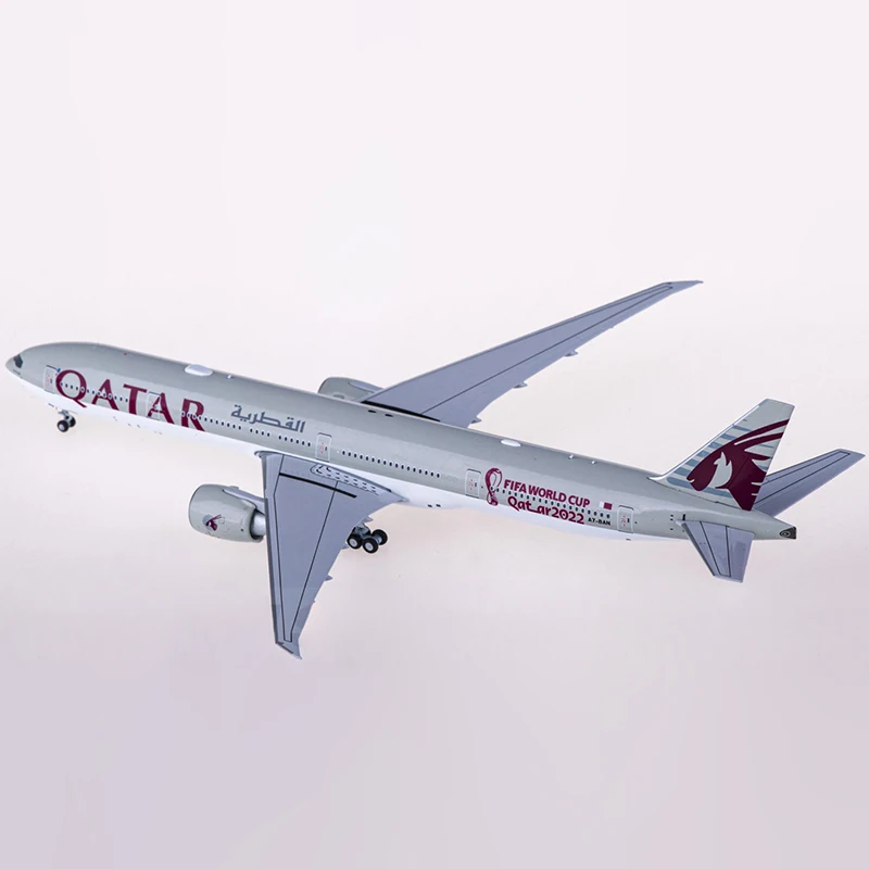 1:400 Scale NG73026 Qatar B777 777-300ER A7-BAN Alloy Aircraft Model Adult Fans Collectible Souvenir