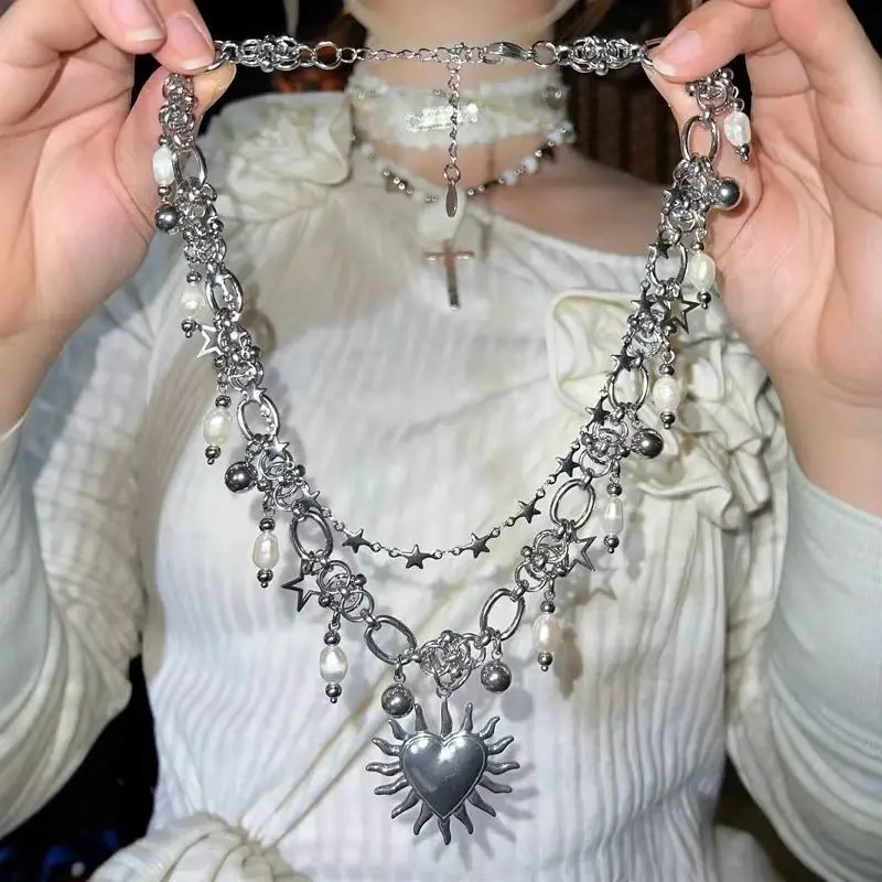 Y2K Sweet Cool Spicy Girl Style Multi Layer Thorn Love Imitation Pearl Pentagram Pendant Necklace, Give to Girlfriend
