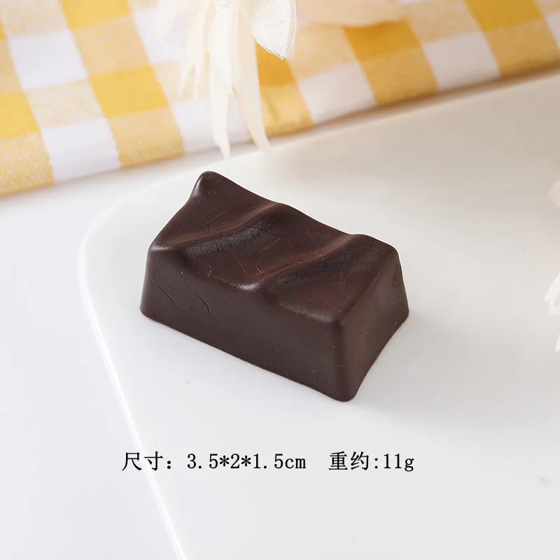 Simulierte reine schwarze Schokolade, Haselnuss, Weiß, Braun, Rumgeschmack, Dessertladen, Bäckerei, Café-Display, gefälschte Lebensmittel 8 Stück/Set – Detail 16