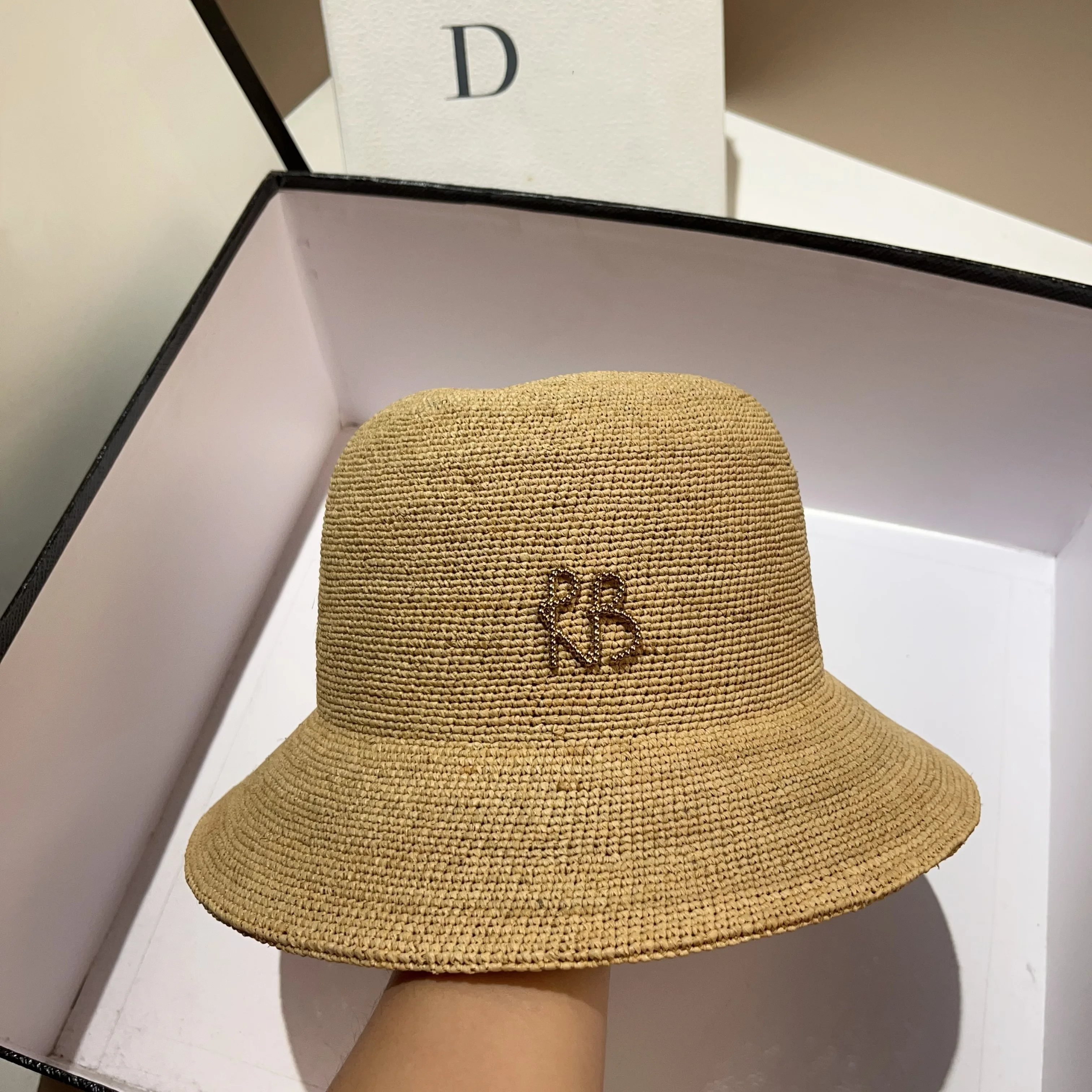 Simple and High Quality Natural raffia Straw Hat Outdoor Sunshade and Sunscreen Letter Pot Hat Summer Tourism Beach