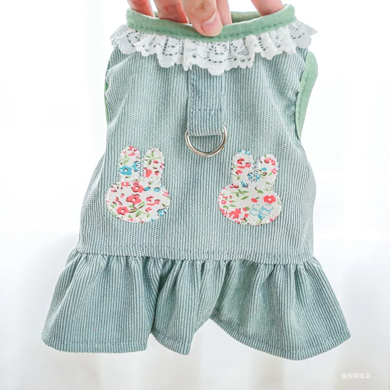 1PC Pet Clothing Cat Dog Spring and Autumn Thin Green Rabbit Princess Dress with Towing Strap, Suitable for Small and Medium Dog