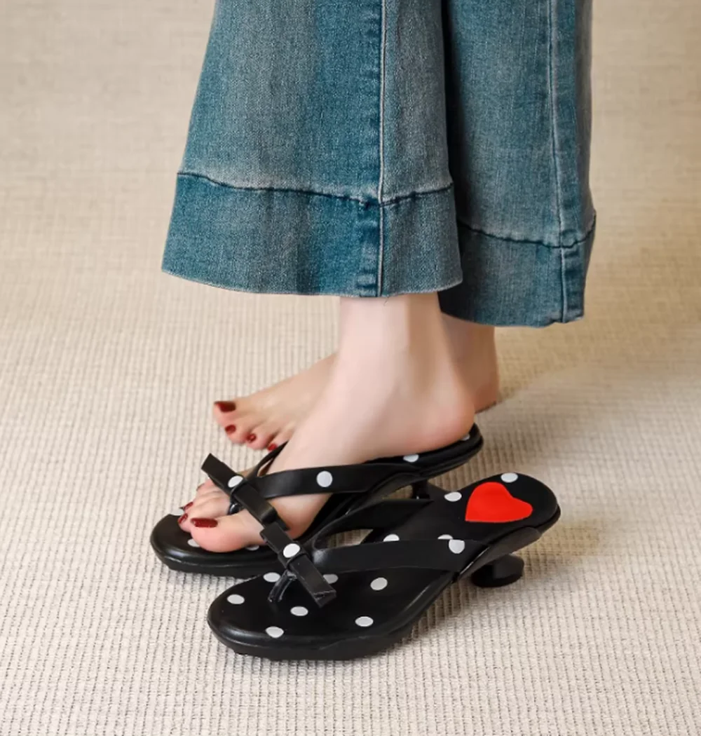 Polka Dot Rode Hart Thong Sand - Kitten Heel Women recensie en prijs