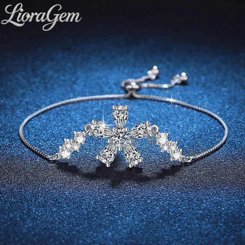 LioraGem Moissanite Sakura Light Luxury Bracelet, Fashionable 0.50 Carat Moissanite Adjustable Bracelet Platinum PT950 Stamp
