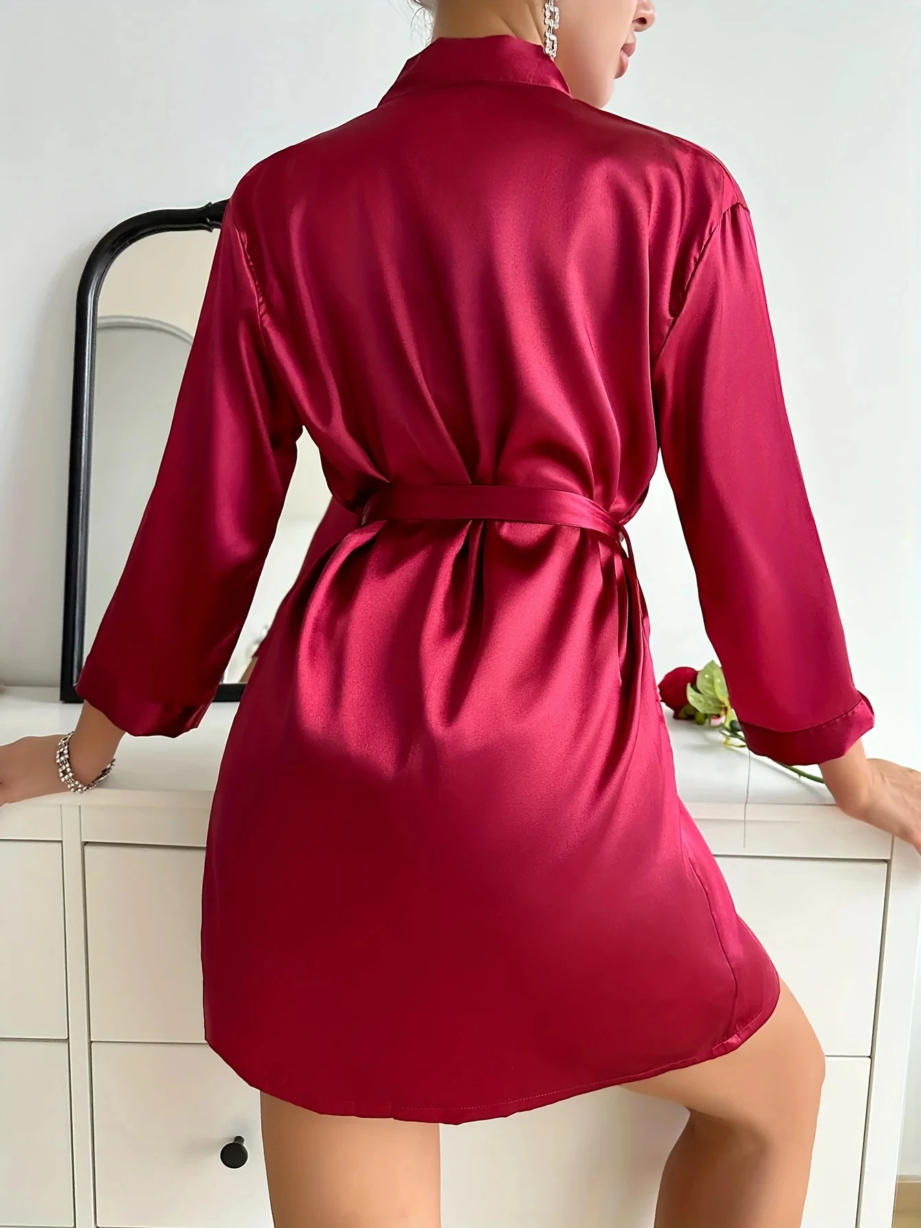 2-teiliges Damen-Lounge-Set mit seidigem Spitzenbesatz, offenem Rücken, Camisole und Schlitz, atmungsaktive Nachtwäsche – Detail 19