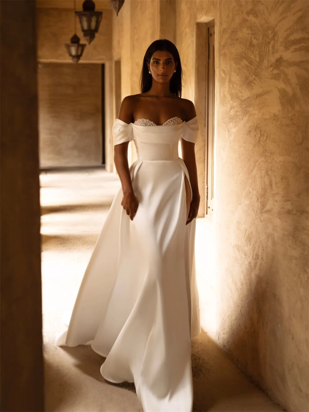 Tokyo Customized White Off Shoulder Wedding Dress Sleeveless Side High Split Satin Court Train Bridal Gown Mermaid Wedding Gown