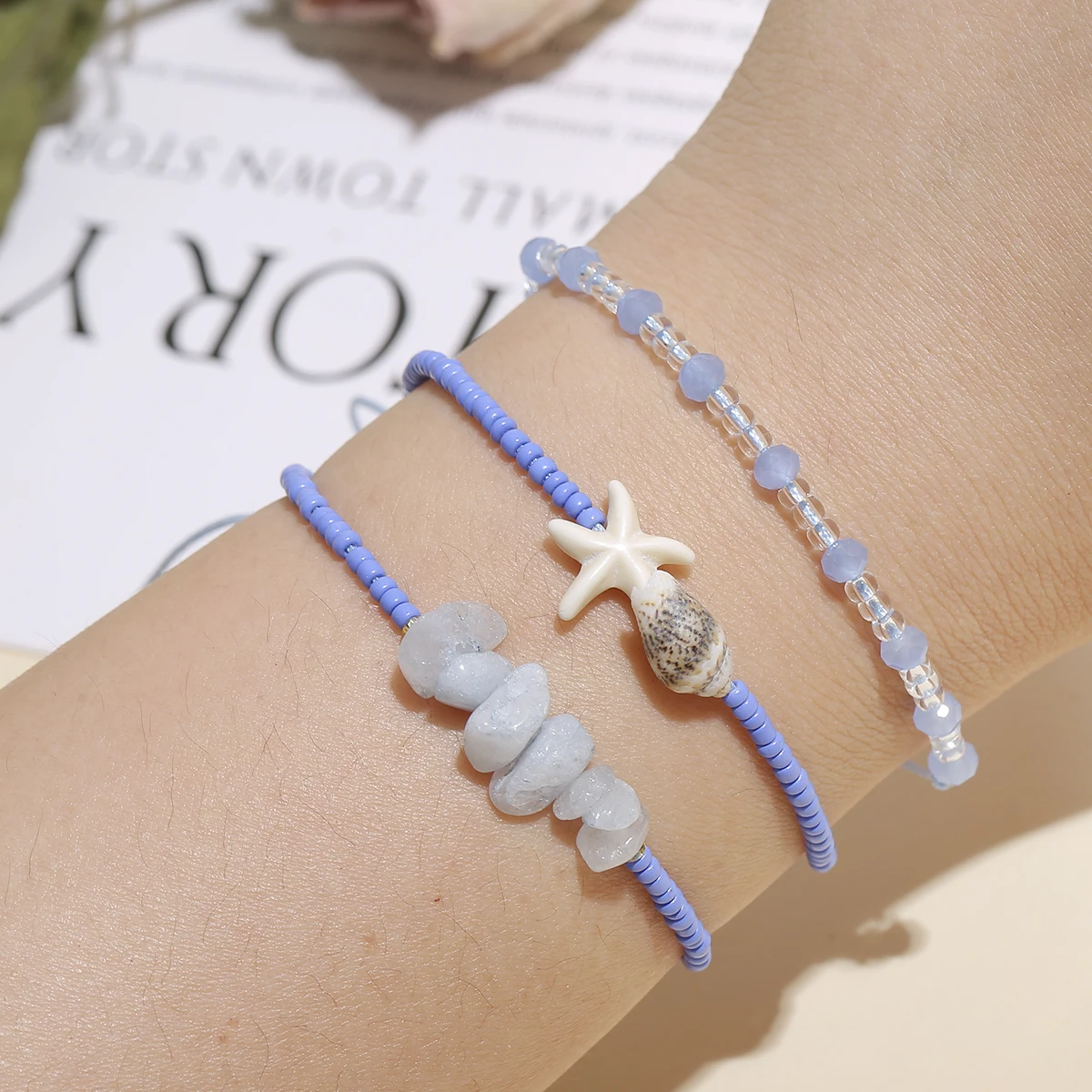 Neue 12 teile/satz Conch Shell Seestern Charms Armband Set Bunte Harz Perlen Einstellbare Seil Armband Für Frauen Schmuck Geschenke