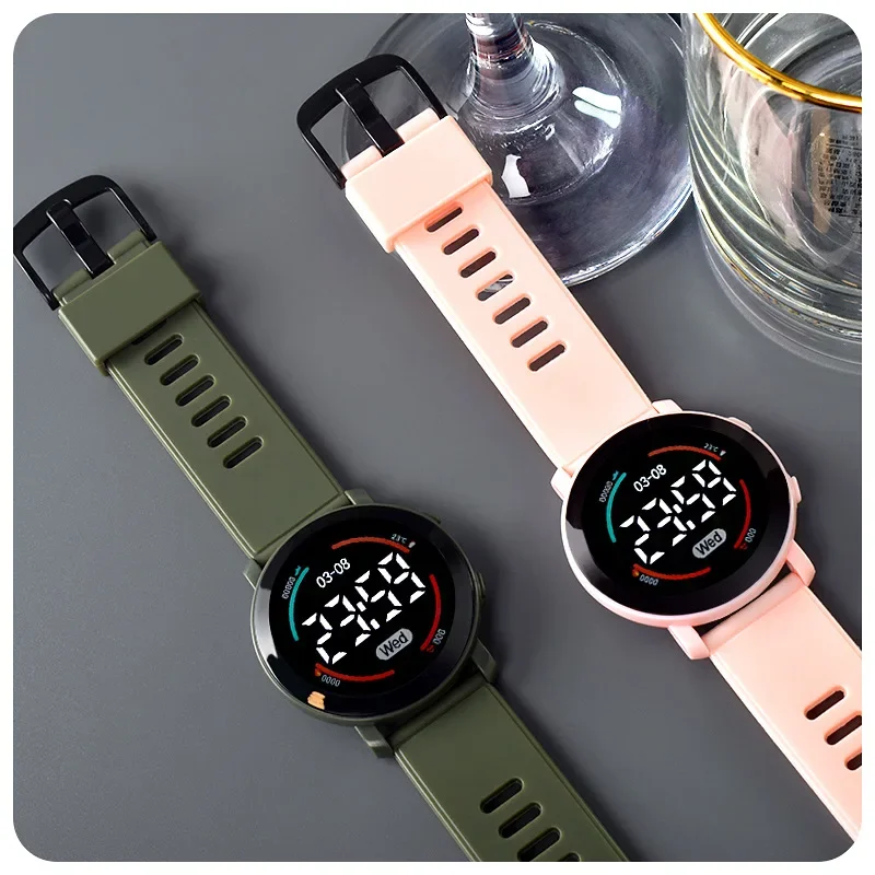 Kinder Horloge Sport Led Digitale Horloges Waterdicht Elektronisch Polshorloge Spaceman Led Siliconen Band Sport Digitale Horloges