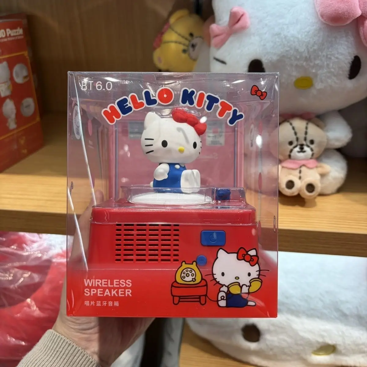 

Аниме-колонка Hello Kitty с Bluetooth, лицензированная Sanrio, музыкальный плеер в винтажном стиле, беспроводное аудиоустройство, мультяшный дизайн, новинка 2026 года