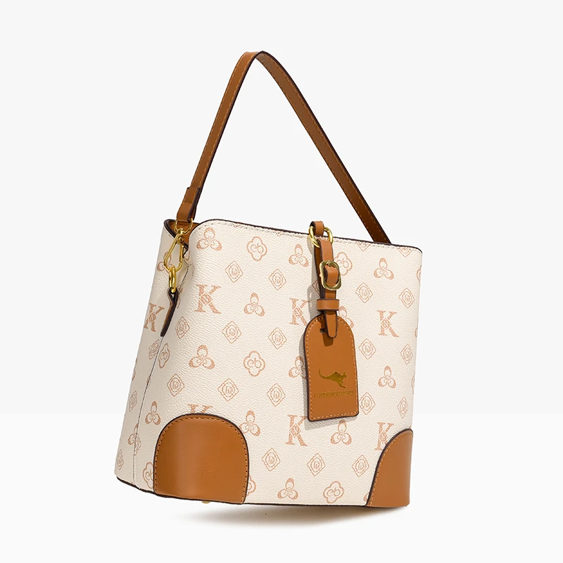 

Stylish Casual Simple Vintage Clutch Bag Featuring Solid Color Letter Logo and Elegant Minimalist Design
