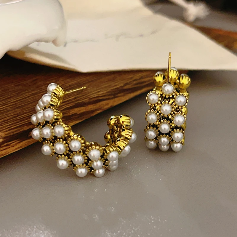 2023 Vintage C Shape Pearl Earrings for Women European American Trend Metal Stud Earring Female Daily Jewelry Accessories Gifts