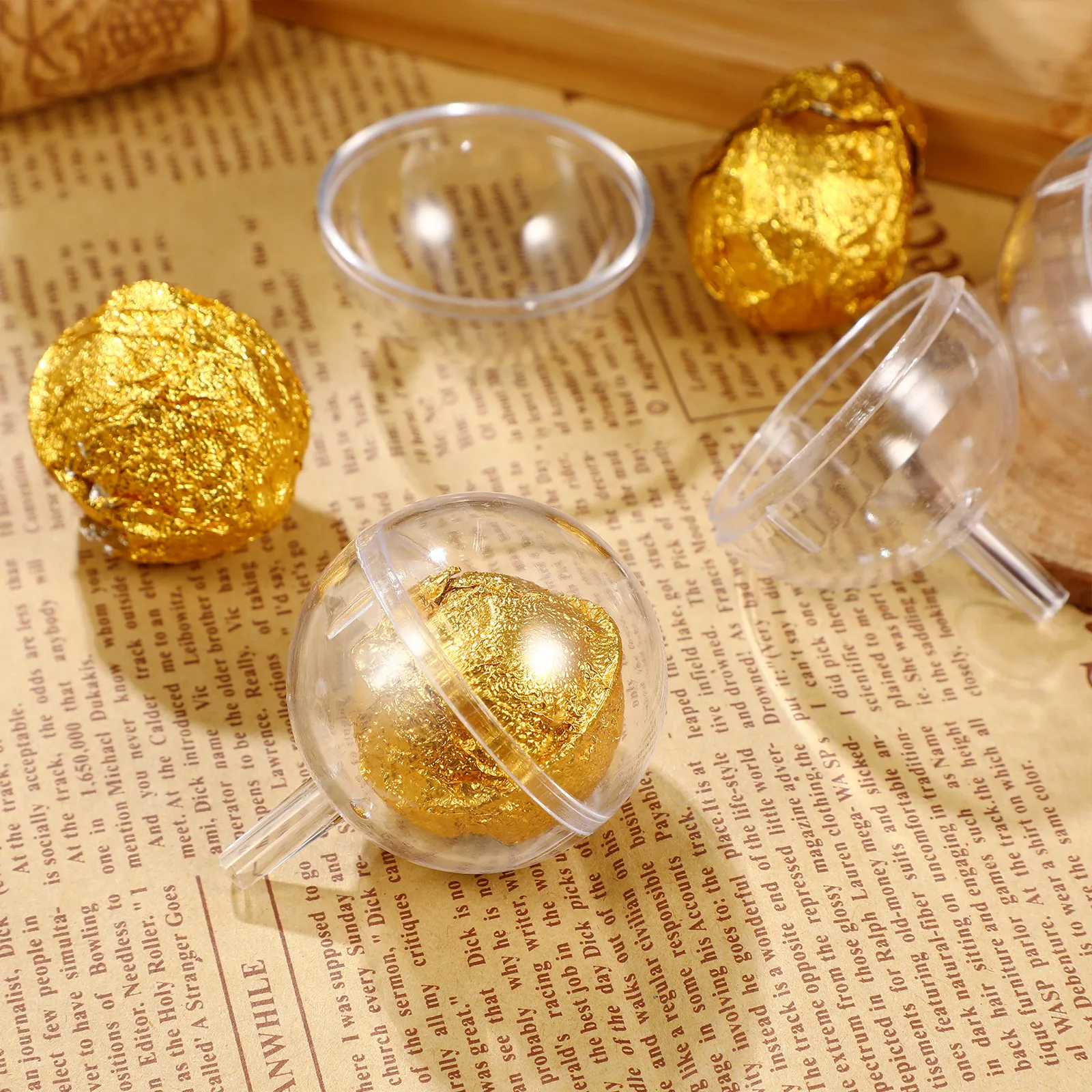 

100Pcs Professional Chocolate Flower Holder Smooth Surface Acrylic Round Cup with Lid for Truffle Candy Bouquet DIY Floral