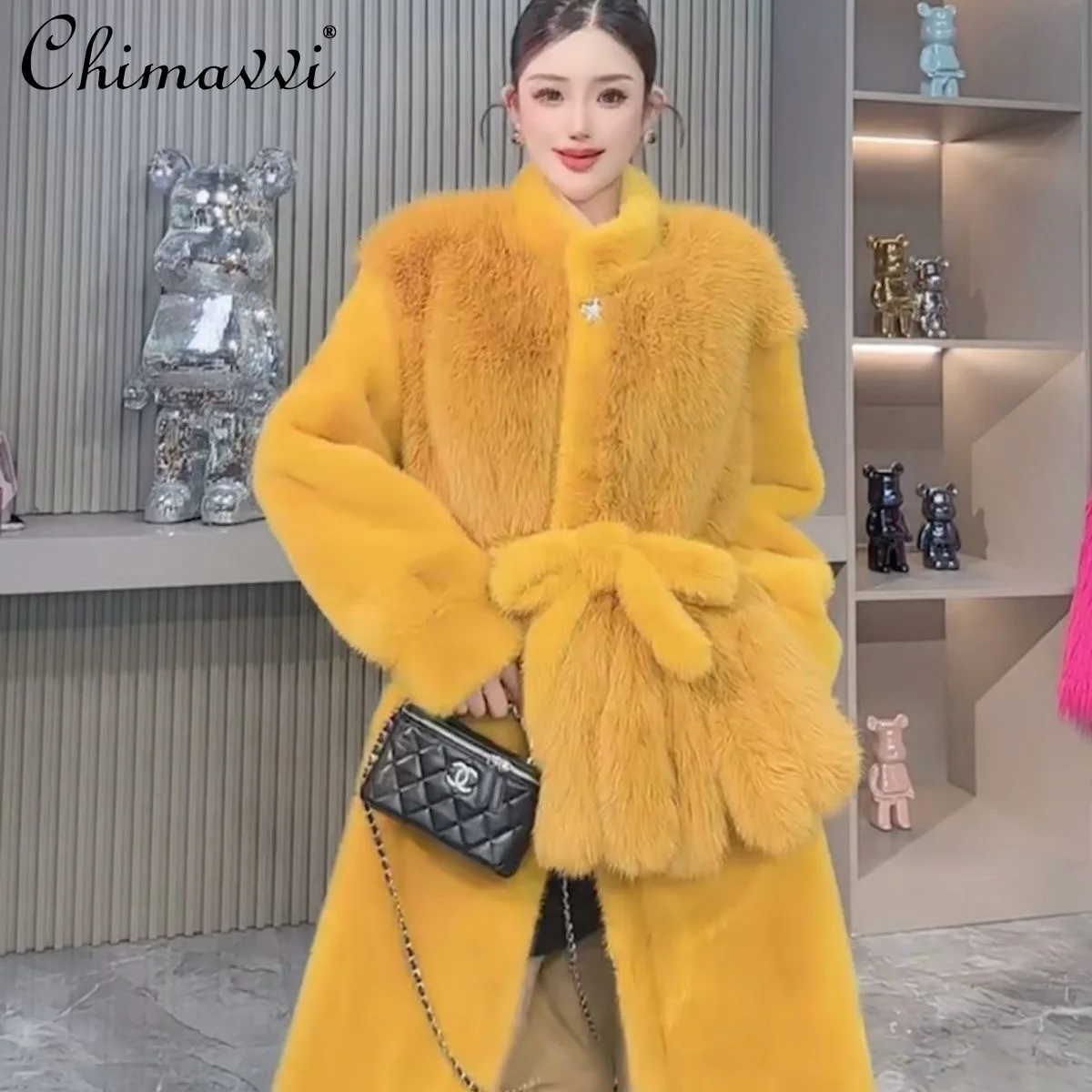 2025 ملابس الشتاء الجديدة الراقية الموضة الوقوف طوق كم طويل معطف الفرو ضوء الفاخرة الدافئة المرأة طويلة فو سترات من الفرو #2