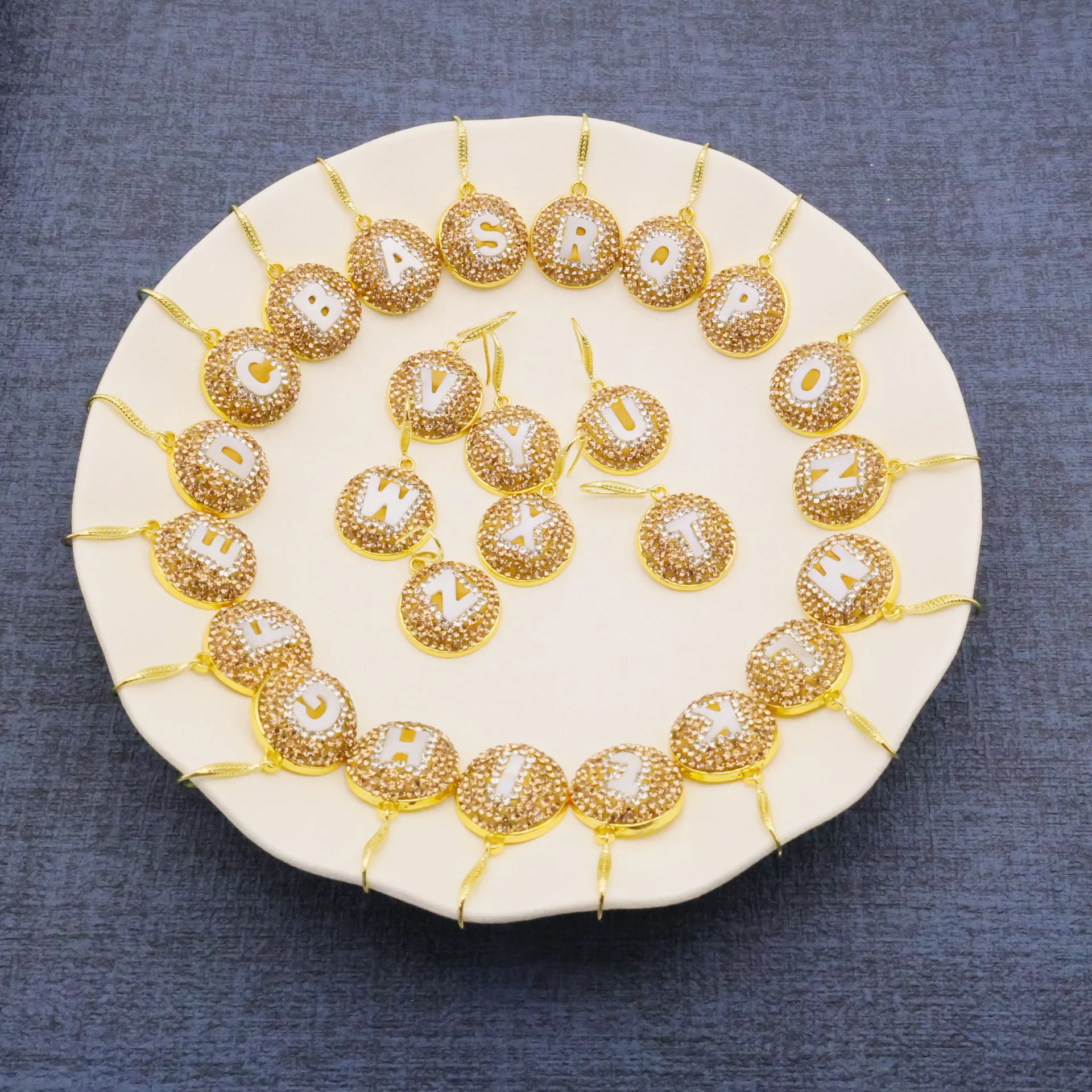 diy-accessories-cross-border-natural-shell-carving-high-end-letters-a-b-c-d-e-f-g-handmade-design-jewelry