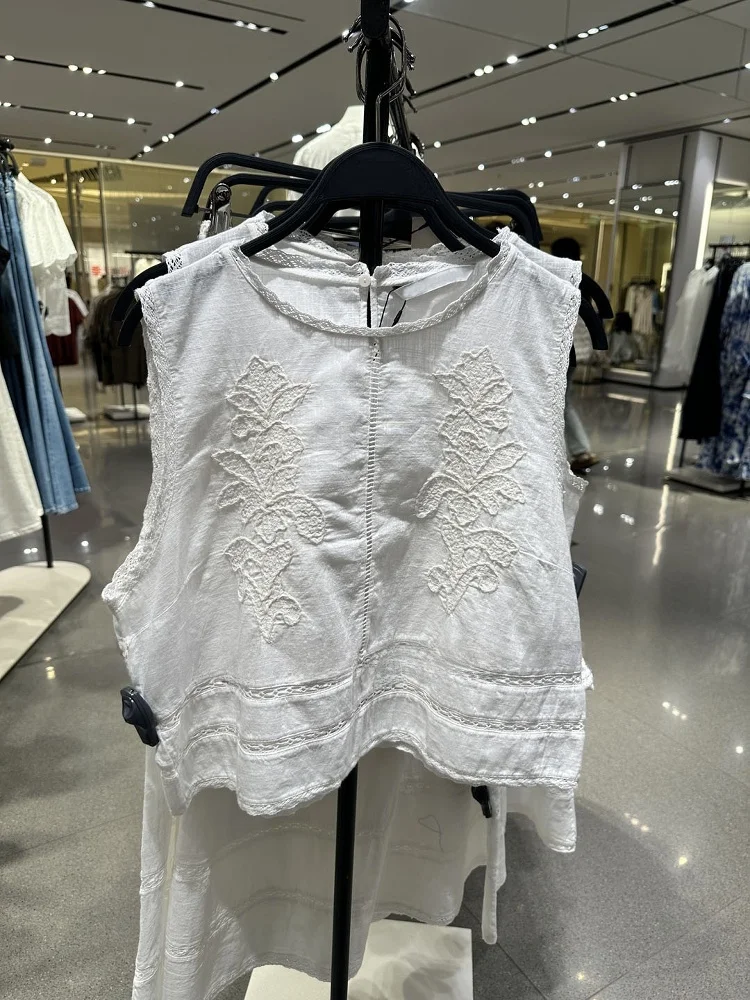 

Summer Women's round Ne Embroidered Casual Vaion Sle Splice Hollow out Floral Top Vest Commute Sle Pure Color