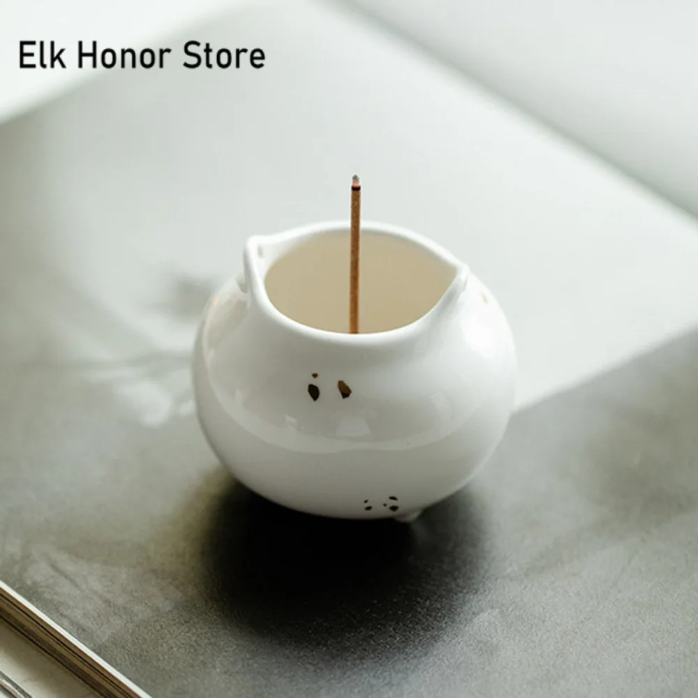 Creative Sparkling Gold Ceramic Incense Burner White Porcelain Tripodia Incense Stove Zen Censer Burner Holder Teaware Ornaments