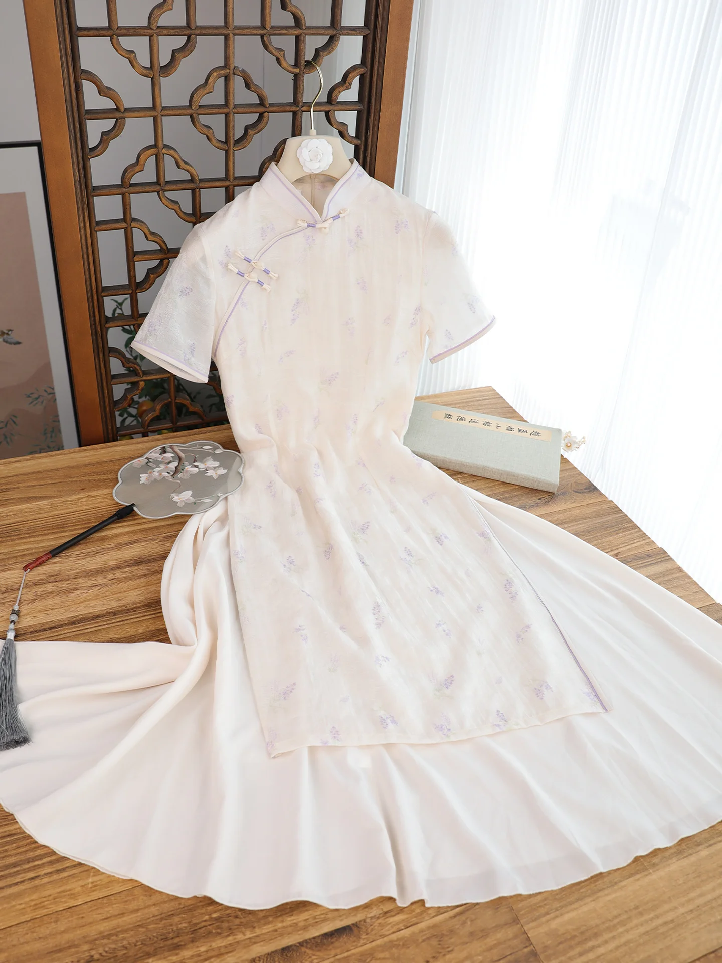 Elegant Purple Floral Midi Qipao Dress Young Women's Fashion Chinese Style Reformed Ao Dai Dress Breathable Short Sleeve