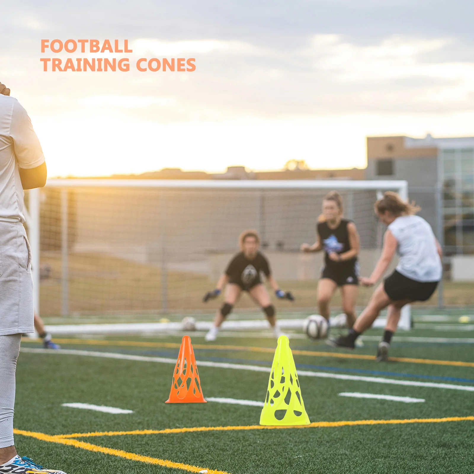 

4Pcs Agility Cones Soccer Training Supplies Pe Material Resistant to Fall Trampling Recovery Small Traffic Cones