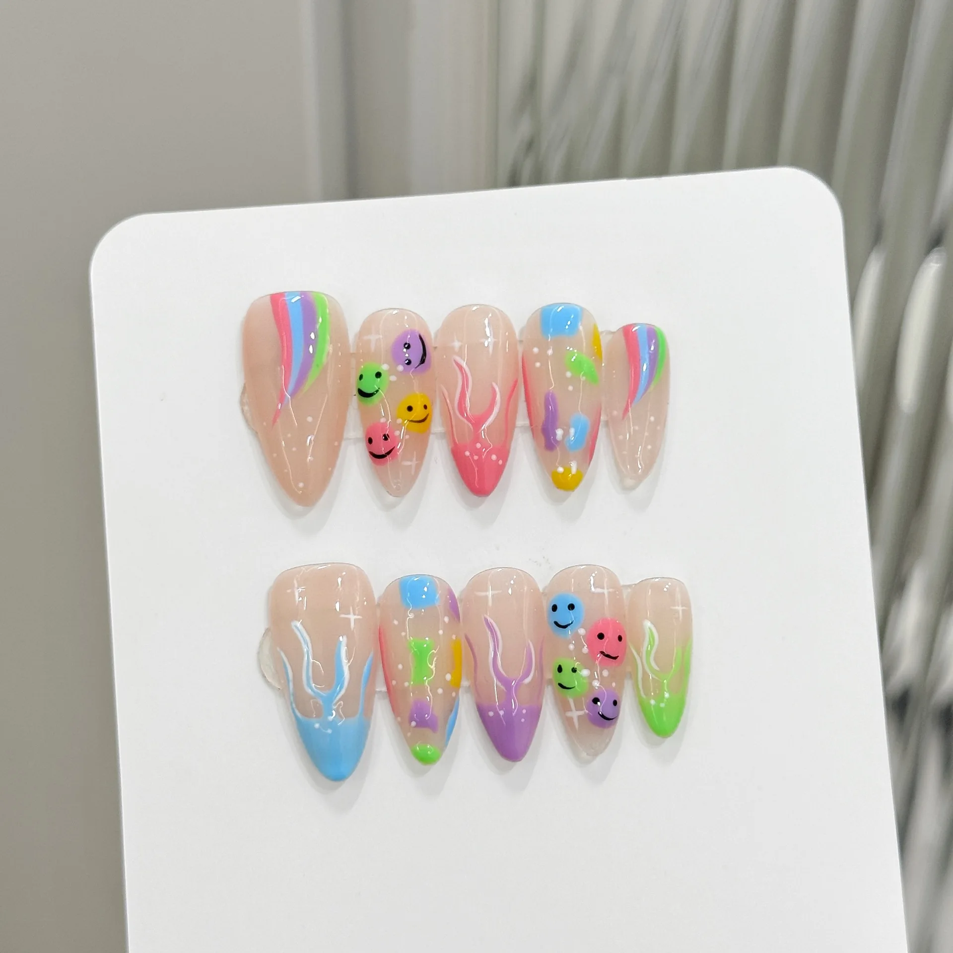 

(7 Months Activities) Summer Rainbow Smiley Face Small Fresh Style Fashion Manicure