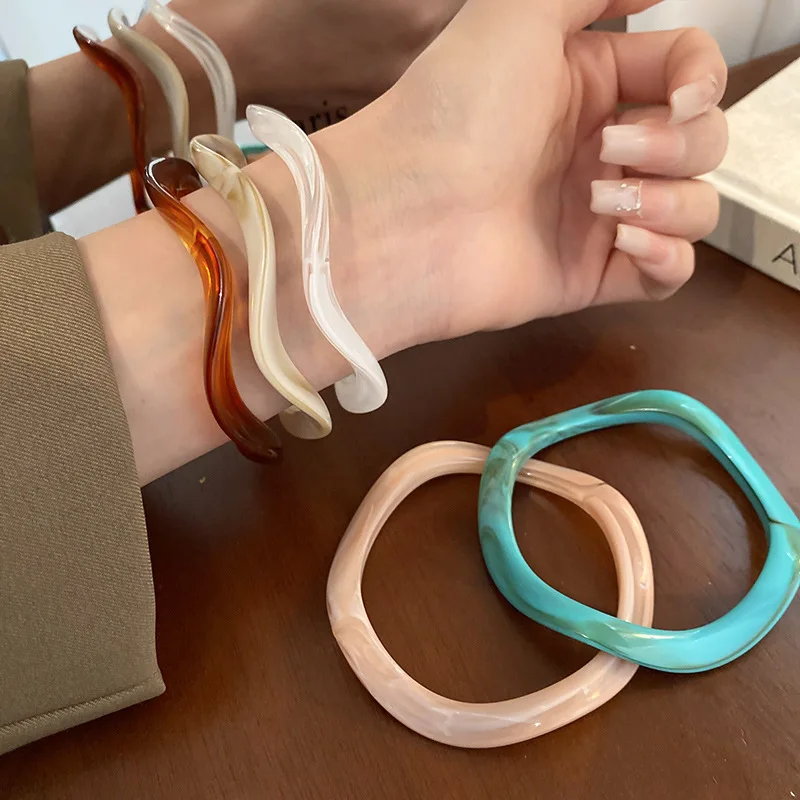 Art Smudge Irregular Resin Bracelet for Women French Retro Charm Creative Design Bracelets Versatile Personality Jewelry Party K