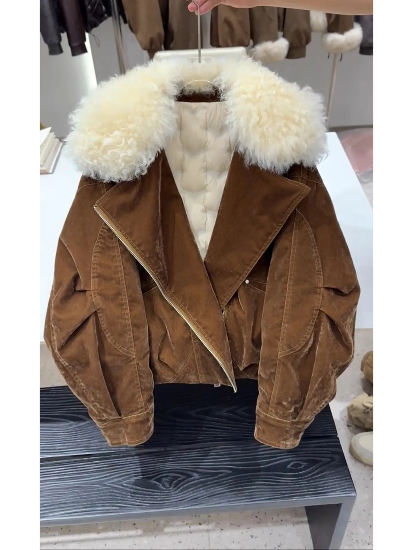 고품질 한국 스타일 여성용 오트 코트 따뜻한 겉옷 모피 칼라 루즈핏 겨울 패션 면 재킷