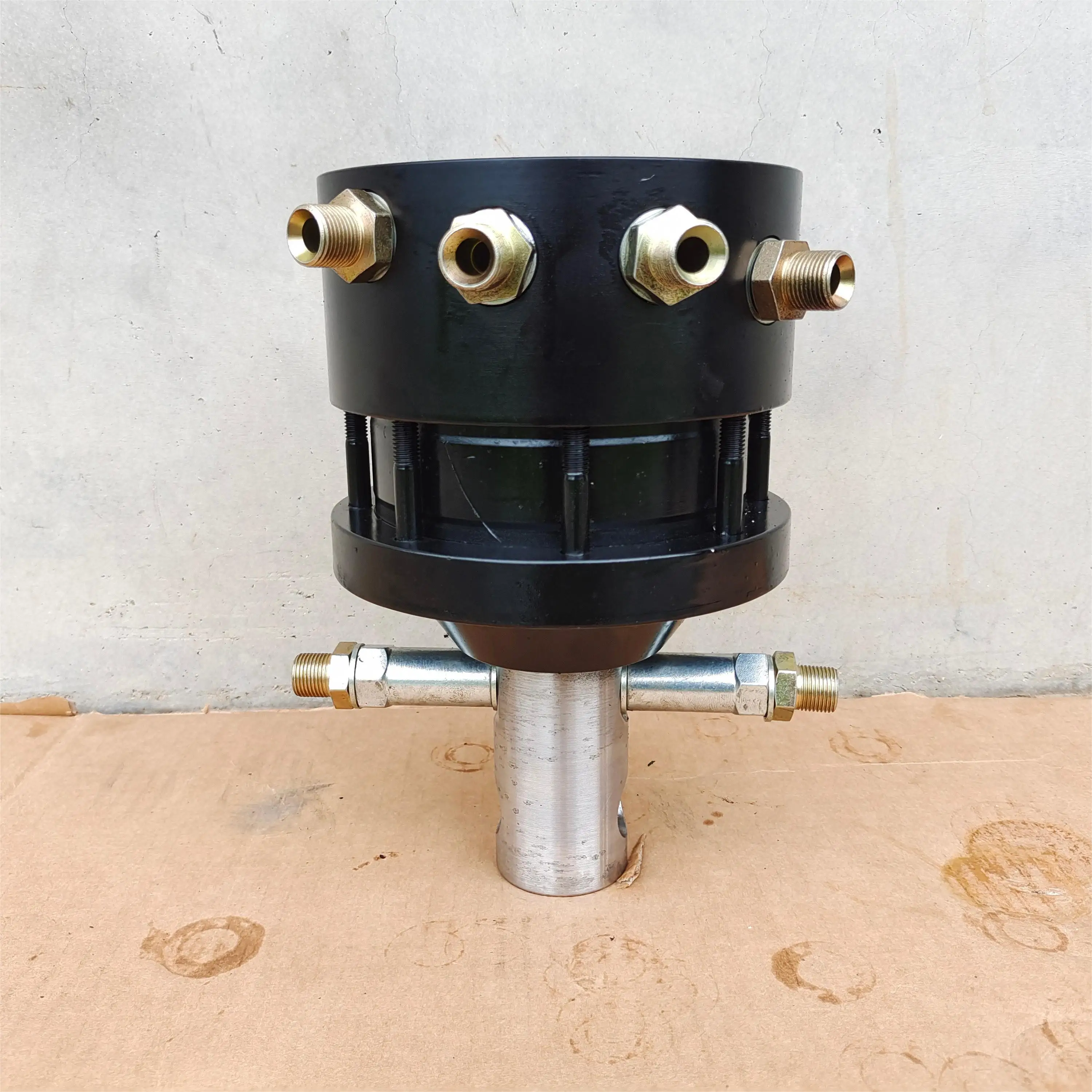 

GR30C Hydraulic Rotator Motor For Excavator No Swing Design For Forestry Log Handling