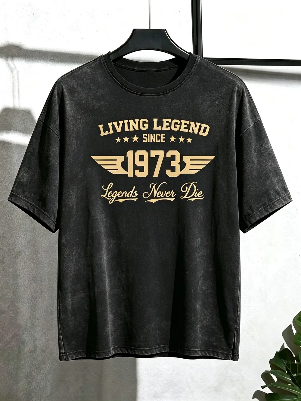 2026 Now Men’s Vintage Legendary Classic‑Pattern Graphic T‑Shirt, Crewneck Short‑Sleeve Retro‑Style Casual Daily Top Tee