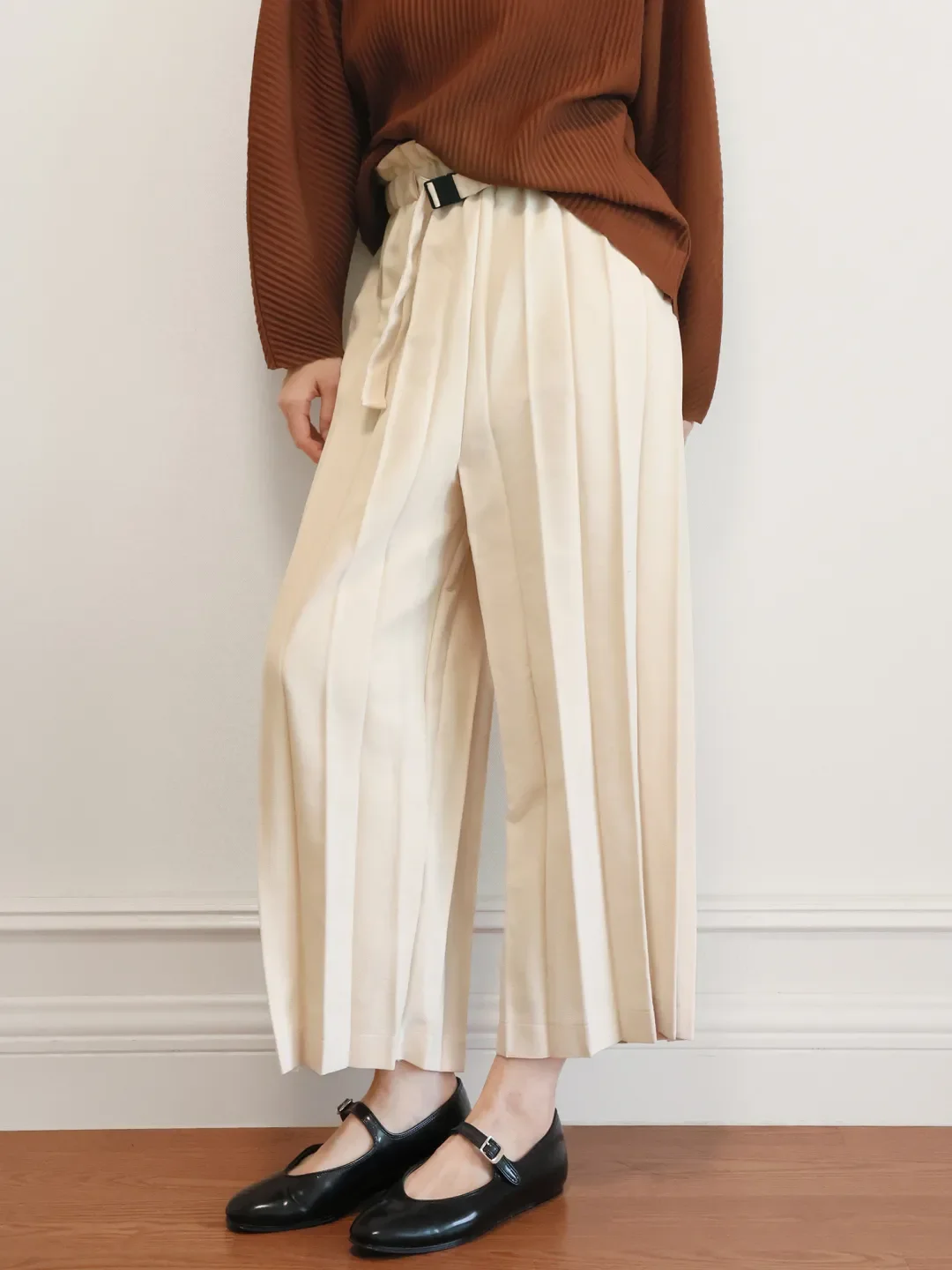Miyake Pleated Wide Leg Pants Women Solid High Waist Belted 2026 Spring Summer Trousers Loose Flowy Graceful Elegant Chic
