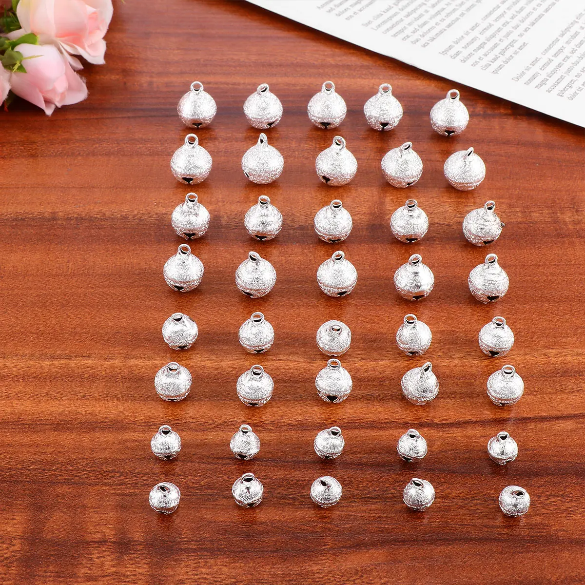 

80PCS Mini DIY Pet Bell Open Mouth DIY Pet Bell Decor Glittering Frosted Brass Bell Delicate Pet Bell Charms for Pet Neck Jewelr
