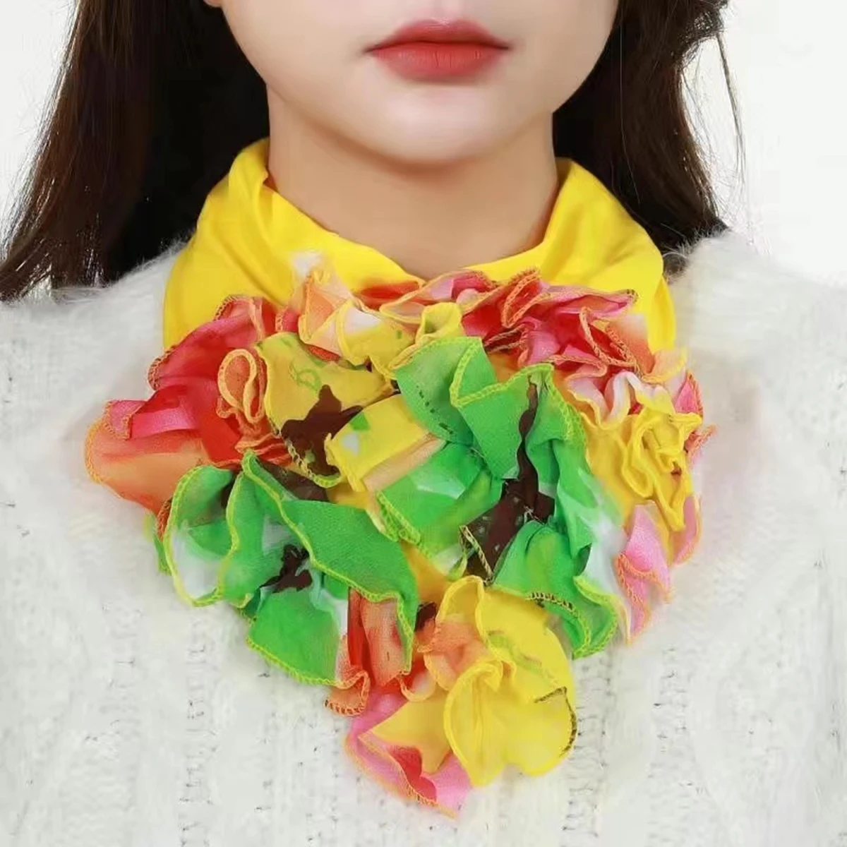 2024 Versatile Women\'s Scarf Fashion Flower Neck Scarf Luxury Flower Print Contrast Wood Ear Edge Scarf