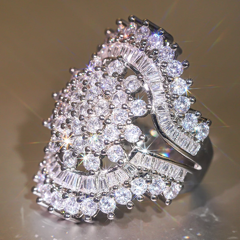 Huitan Wunderschöner Damenring mit geometrischem Design, luxuriöser Hochzeits-Fingerzubehör für Damen, für Partys, voller glänzender CZ-Steine, Modeschmuck, Geschenk