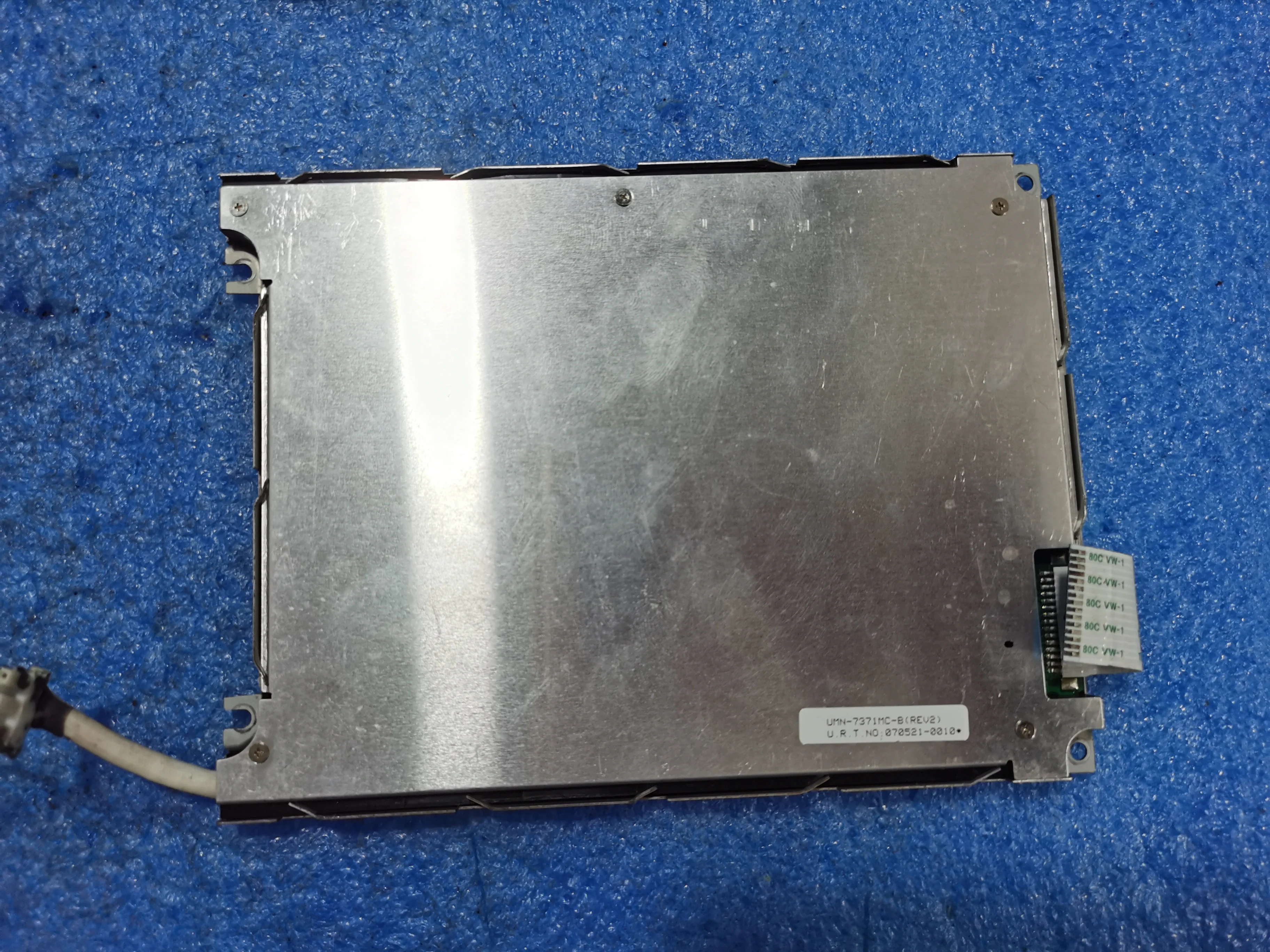 

UMN-7371MC-B Original 5.7 inch industrial screen, tested in stock UMN-7371MC-F UMS-7371MC-3F