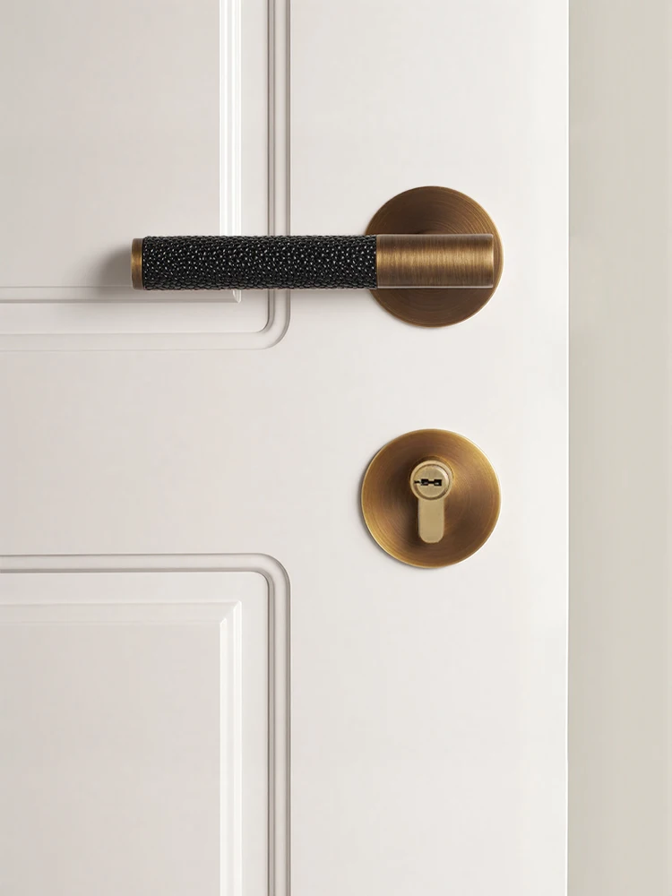 DOOROOM Solid Brass Door Lock Antique Bronze Bathroom Lock Alligator-Grain Finish Bedroom Door Lock Hallway Lock Decorative Lock