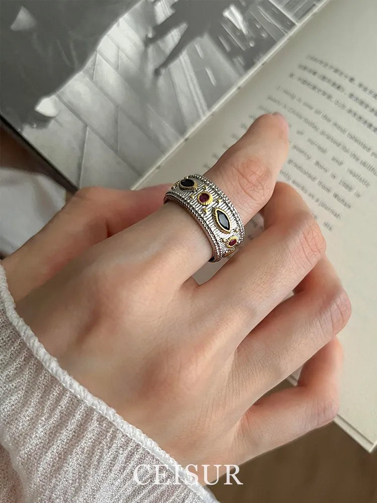 

Vintage Ring Niche Fashion Design Light Luxury Retro High-End Index Finger Ring Couple Band for Men Women