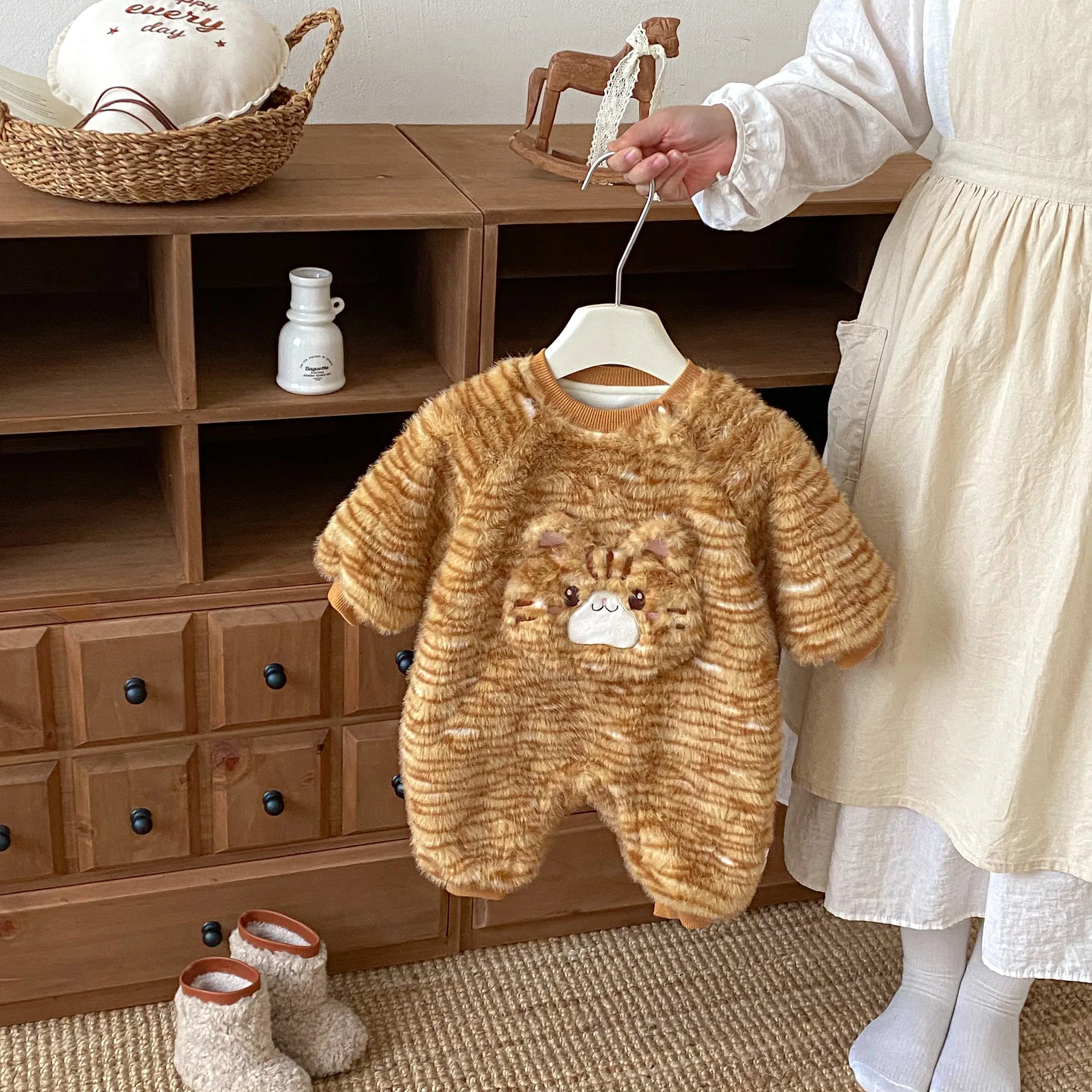 

0-2Y Unisex Baby Winter Clothes 2025 Newborn Cat Plush Romper Padded Fleece Lined Bodysuit Cute 3D Cat Warm Skin-Friendly Onesie