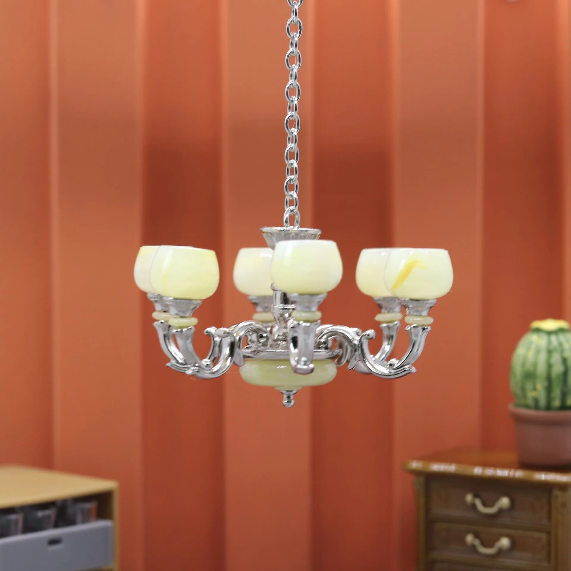 Modelo de iluminação de cena em miniatura 1:12 kits de casa de bonecas simulação mini pingente retrô acessórios para casa de bonecas para diorama 1 peça