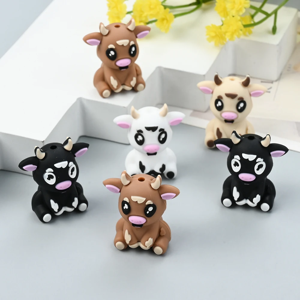 

4Pcs Cute Cartoon Cow Silicone Beads Focus Loose Beads For DIY Pacifier Chain Necklace Bracelet Jewelry Accessories