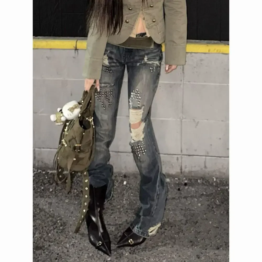 Women Vintage Ripped Y2k Jeans Streetwear American Retro Rivet Hole Design Denim Pants High Street Grunge Trousers Pantalones