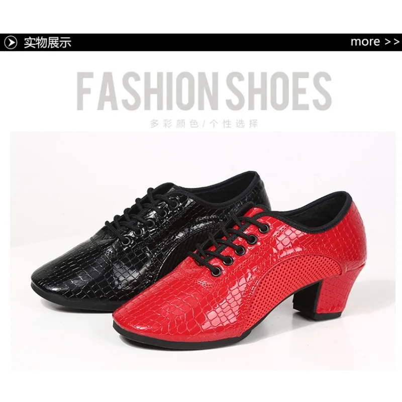 รองเท้าเต้นรำแบบพื้นนิ่มสำหรับผู้หญิงรุ่นใหม่ปี 2025 รองเท้าเต้นรำแบบชาติพันธุ์ รองเท้าเต้นรำละติน รองเท้าเต้นรำสแควร์ รองเท้าเต้นรำสังคมสำหรับฤดูใบไม้ผลิ/ฤดูร้อน