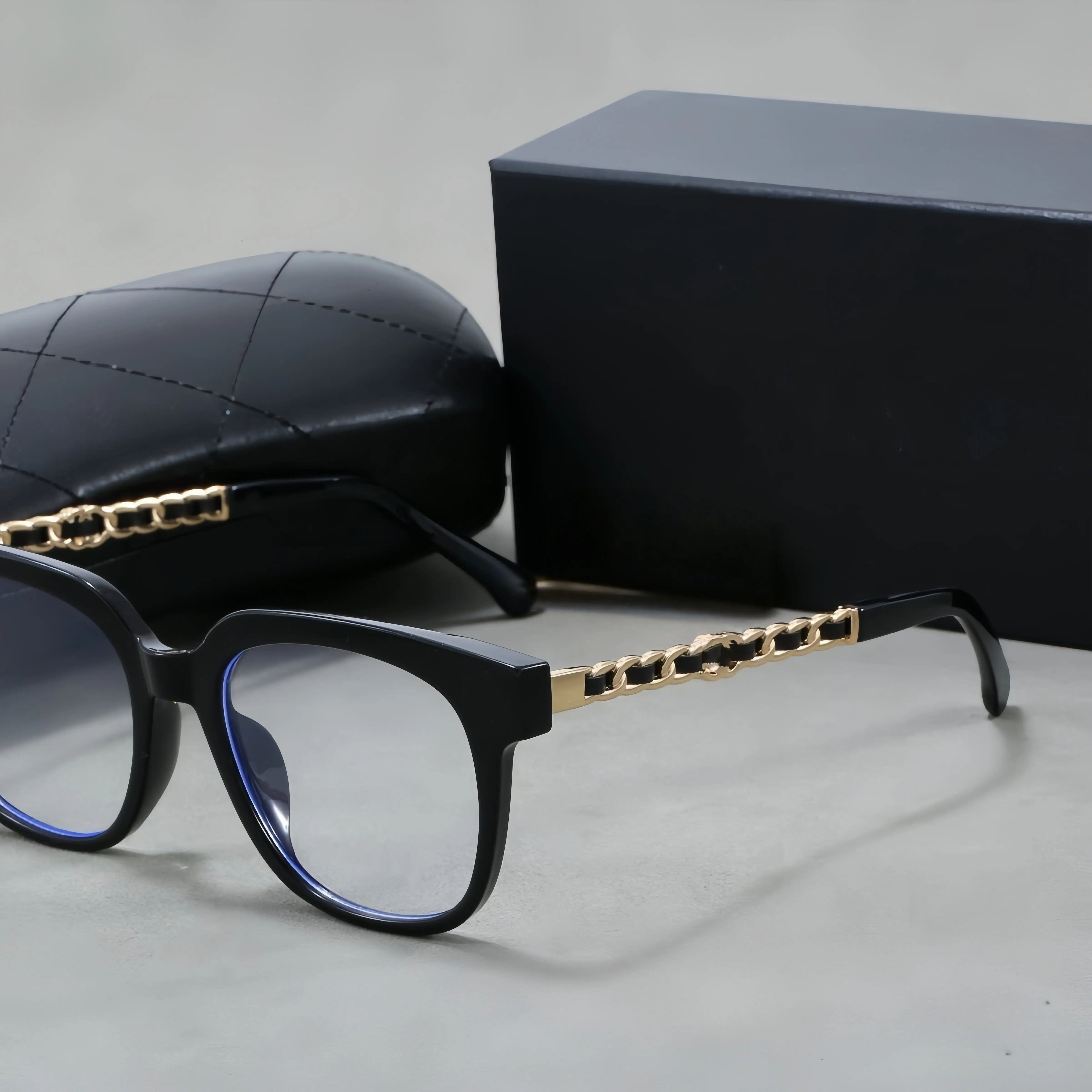 Nouvelles lunettes de soleil de luxe tendance UV400, élégantes et polyvalentes, qui aident à affiner le visage pour un look sans maquillage ch5514
