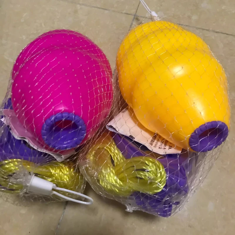

Double pull ball can promote family fun and enhance children's interest in outdoor sports and parent child relationships
