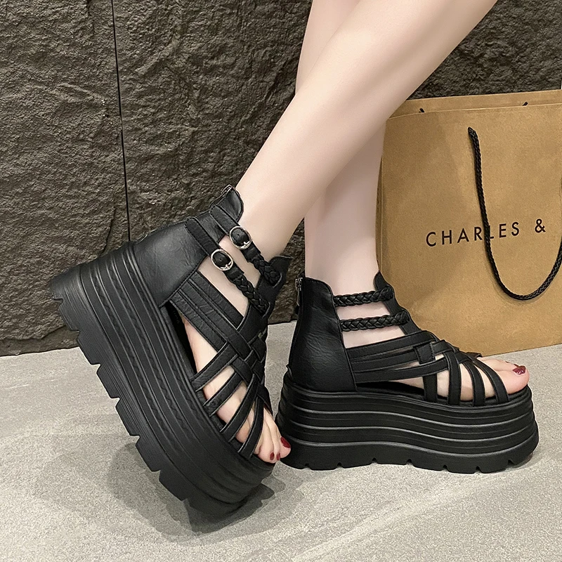8 センチメートルデザイナー女性の夏のレザーサンダルオープン - Wedge Espadrille Women のレビューと価格