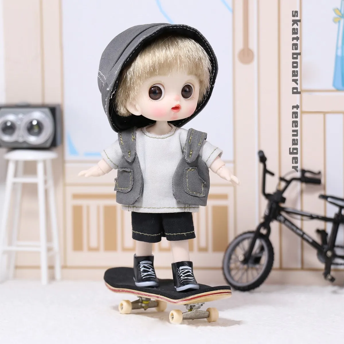 

OB11 Doll Set Hip Hop Vest Shorts Skateboard Dress Up Clothes BJD Action Body Doll Clothes Dress up Fisherman Hat Canvas Shoes