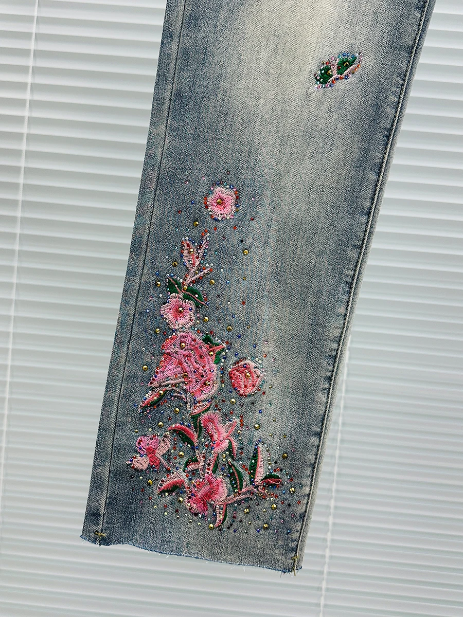 Imagem -03 - Jeans de Strass Reto para Mulheres Calças de Cintura Alta Slim-fit Tubo de Fumaça Calças Cortadas Bordado Vintage Novo Primavera e Verão 2024