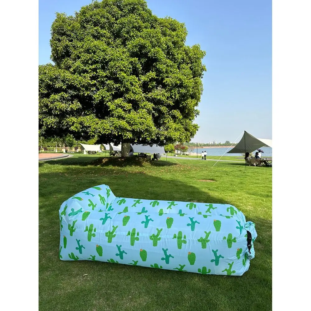 

Надувной диван для пикника с принтом кактусов