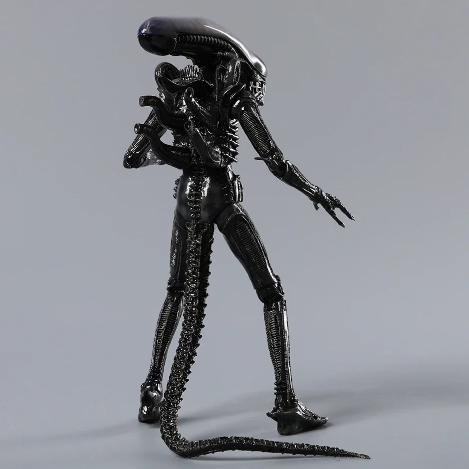 NECA Alien Ultimate 40th Anniversary Big Chap 7 Inches Action Figure with Accessories Model Toy