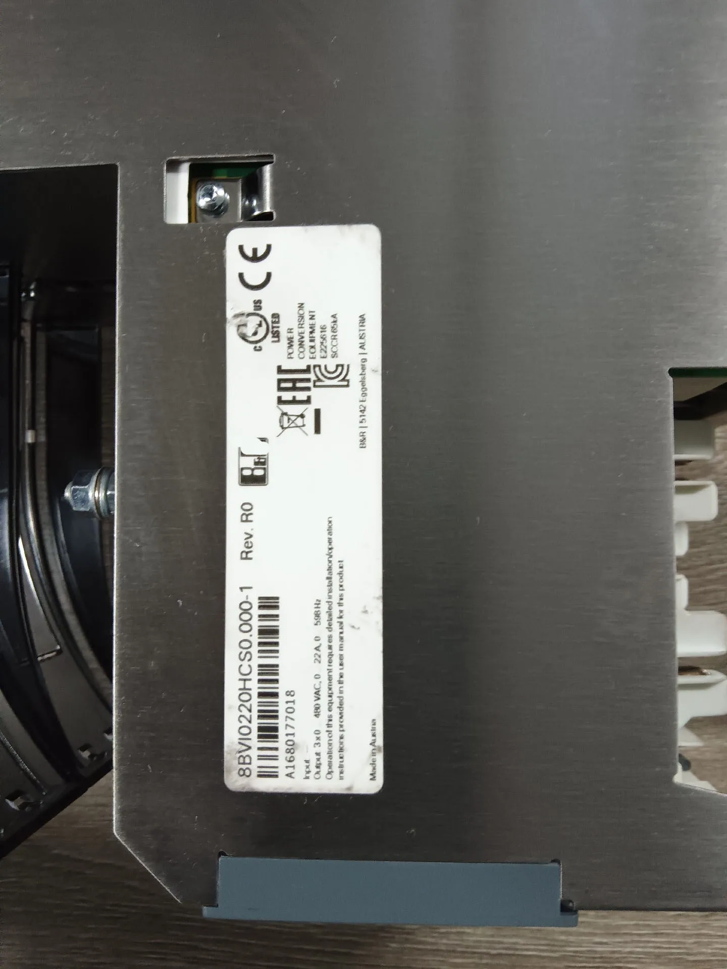 8BVI0220HCS0.000-1 Servoaccionamiento para B&R