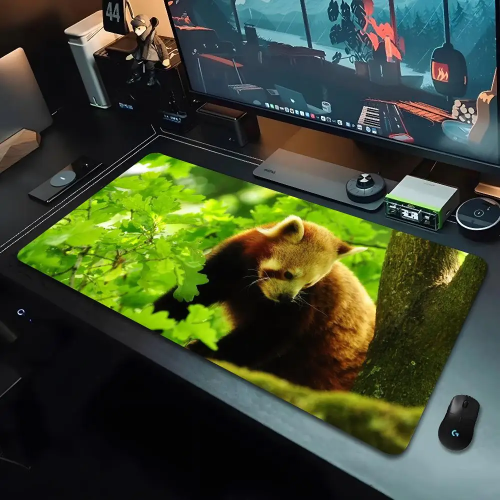 

red Panda Mouse Pad Cartoon Lockedge Large Gaming Pad Computer Gamer Keyboard Mouse Mat Desk Mousepad for PC Desk Pad