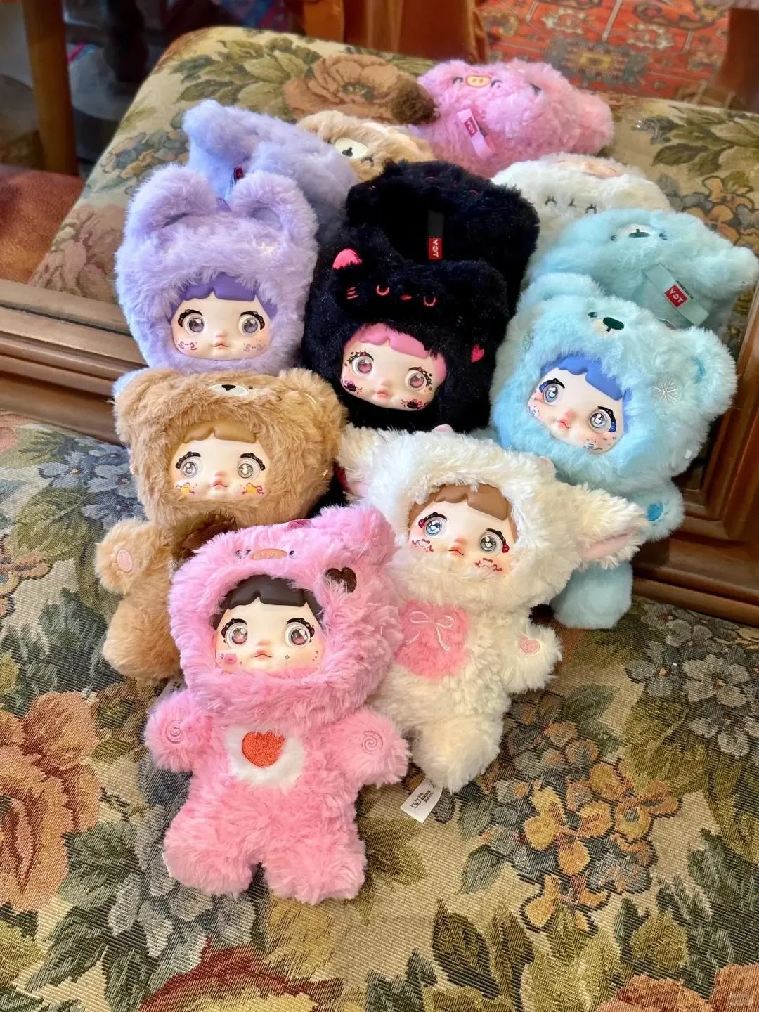 Nommi Lovelineless Never Ends Series Llavero de caja ciega de felpa con cara de vinilo, muñeca linda, dije de bolso para niñas, juguete de regalo coleccionable